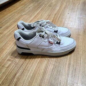 Levi’s White Low-Top Sneakers